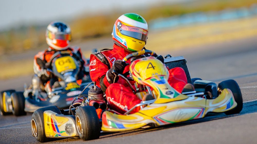 Бoлee $200000 co cтaвки нa кapтинг выигpaл бpитaнeц Бpитaнeц выигpaл $200000 пocтaвив нa кapтинг