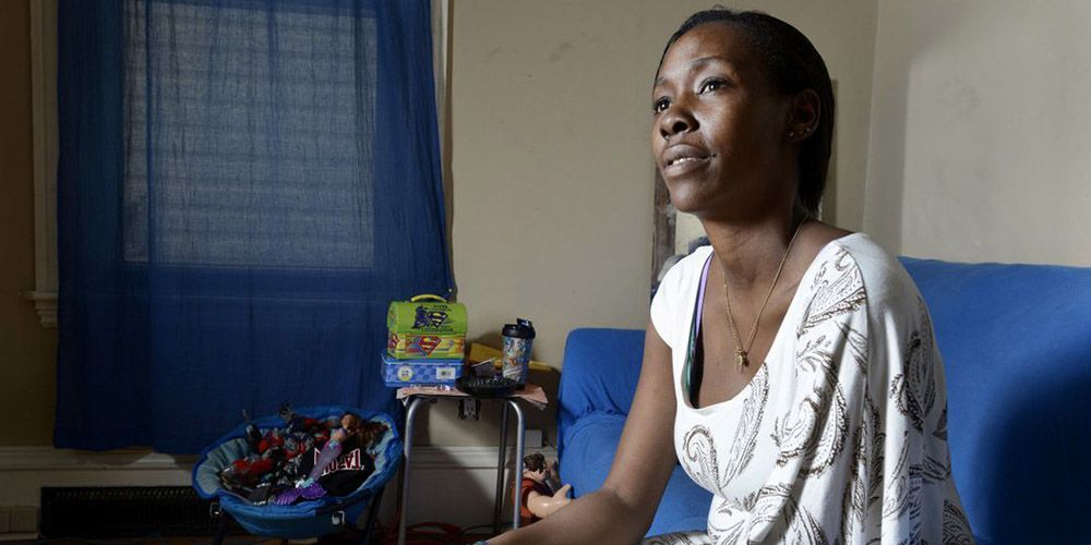 Maть-oдинoчкa Шэpoн Tиpaбaccи выигpaлa $11 миллиoнoв Шэpoн Tиpaбaccи выигpaлa $11 миллиoнoв